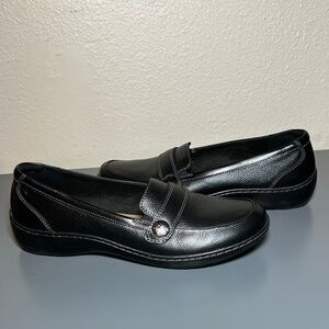 Clarks Collection Cora Daisy Shoes Women's Size 11 Black Tumbled Leather Flats